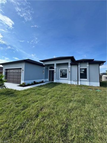 54 Tena Ave S, Lehigh Acres, FL 33976