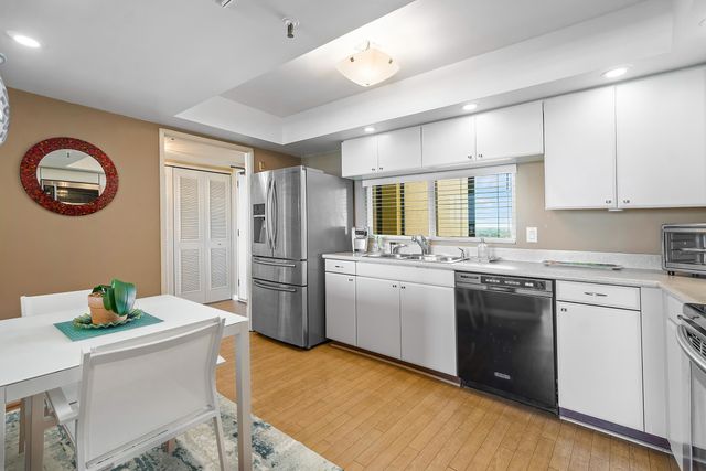 2450 PRESIDENTIAL Way 1606, West Palm Beach, FL 33401