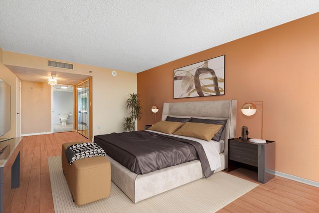 2450 PRESIDENTIAL Way 1606, West Palm Beach, FL 33401