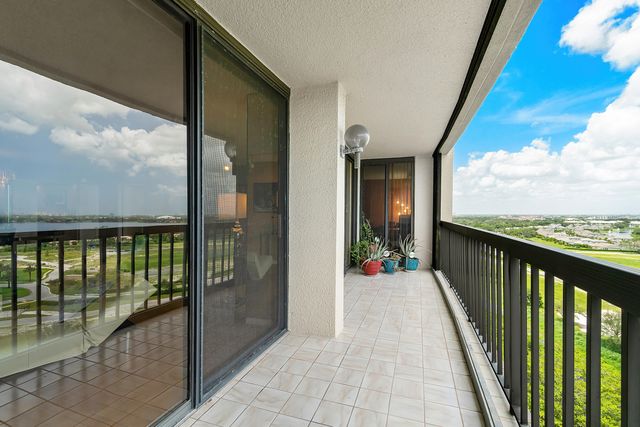 2450 PRESIDENTIAL Way 1606, West Palm Beach, FL 33401