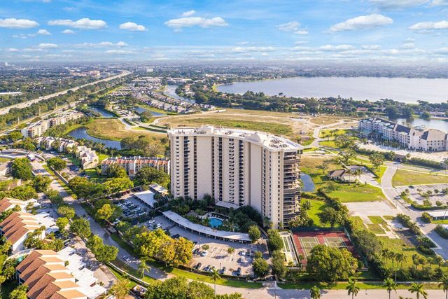 2450 PRESIDENTIAL Way 1606, West Palm Beach, FL 33401