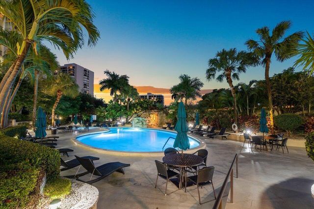 2450 PRESIDENTIAL Way 1606, West Palm Beach, FL 33401