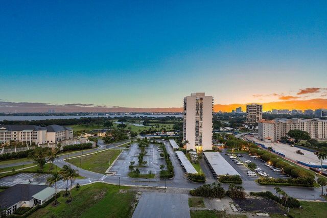2450 PRESIDENTIAL Way 1606, West Palm Beach, FL 33401