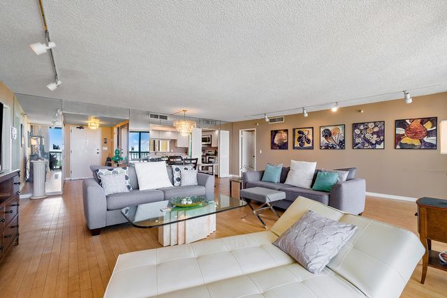 2450 PRESIDENTIAL Way 1606, West Palm Beach, FL 33401