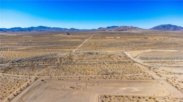 0 Amber Rd., Lucerne Valley, CA 92356