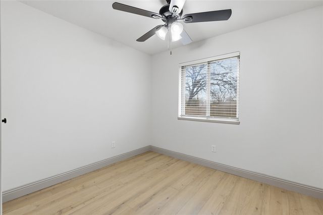 3221 Red Oak Lane, Bedford, TX 76021