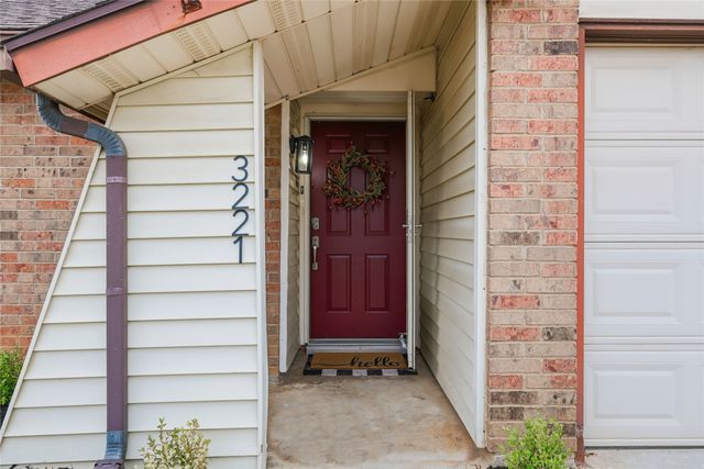 3221 Red Oak Lane, Bedford, TX 76021