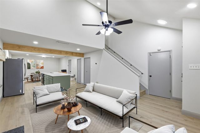 3221 Red Oak Lane, Bedford, TX 76021