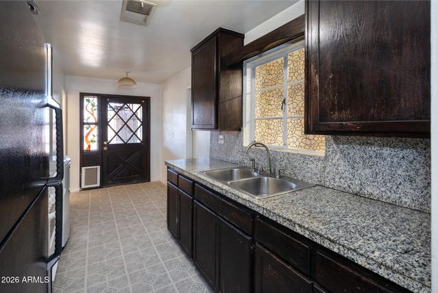 3803 W SAN MIGUEL Avenue, Phoenix, AZ 85019