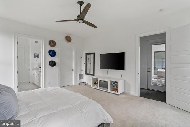 271 HERITAGE DR, Gordonsville, VA 22942