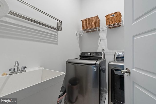 271 HERITAGE DR, Gordonsville, VA 22942