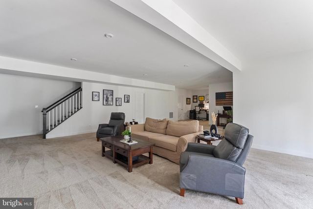 271 HERITAGE DR, Gordonsville, VA 22942