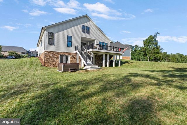271 HERITAGE DR, Gordonsville, VA 22942