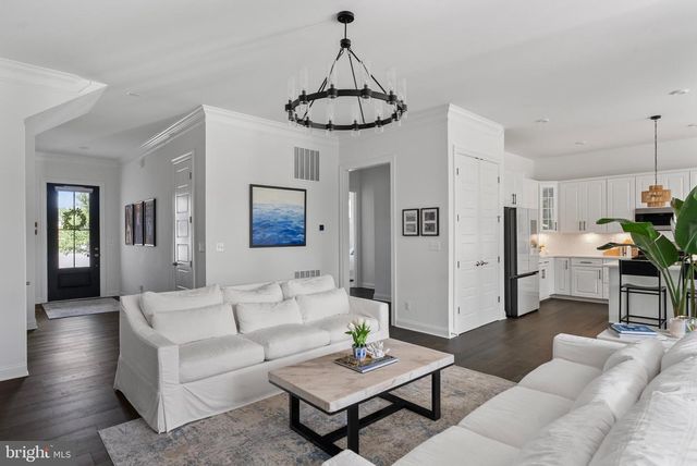 271 HERITAGE DR, Gordonsville, VA 22942