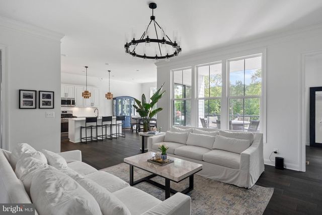 271 HERITAGE DR, Gordonsville, VA 22942