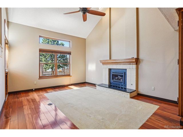 9025 W Arizona Dr, Lakewood, CO 80232