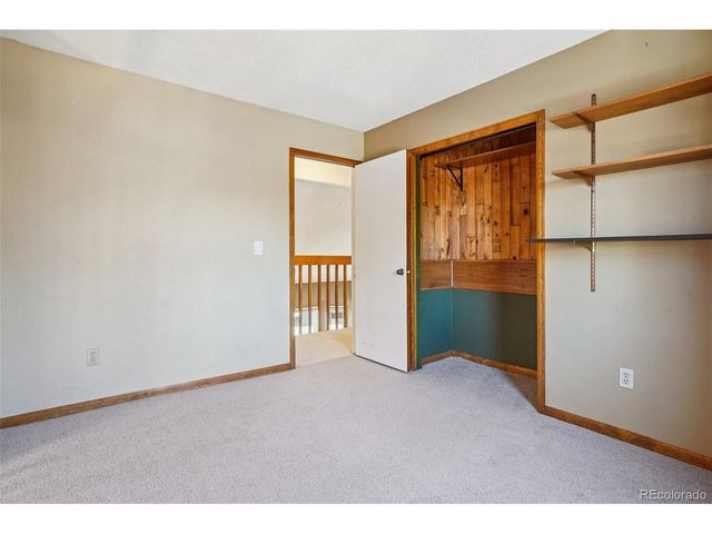 9025 W Arizona Dr, Lakewood, CO 80232