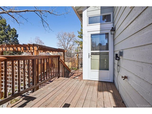 9025 W Arizona Dr, Lakewood, CO 80232