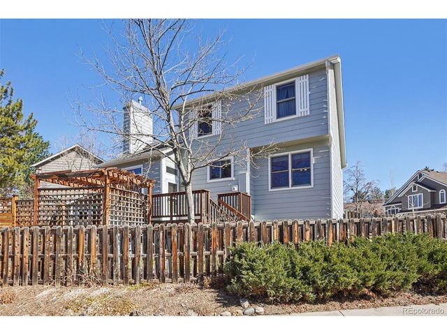 9025 W Arizona Dr, Lakewood, CO 80232