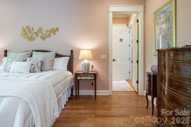 587 Autumn Sky Drive, Hendersonville, NC 28792