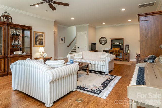 587 Autumn Sky Drive, Hendersonville, NC 28792