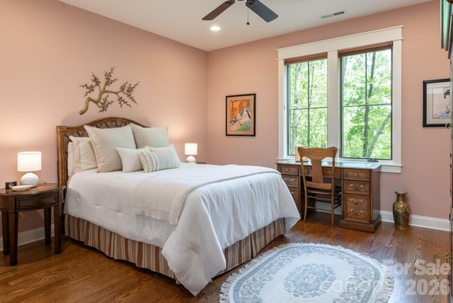 587 Autumn Sky Drive, Hendersonville, NC 28792