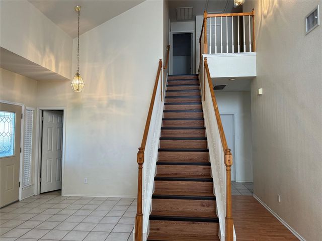 414 Darkwoods DR, Cedar Park, TX 78613
