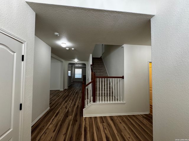 5911 Cinnabar, San Antonio, TX 78222