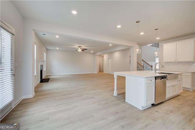 205 Delta Drive, Mcdonough, GA 30253