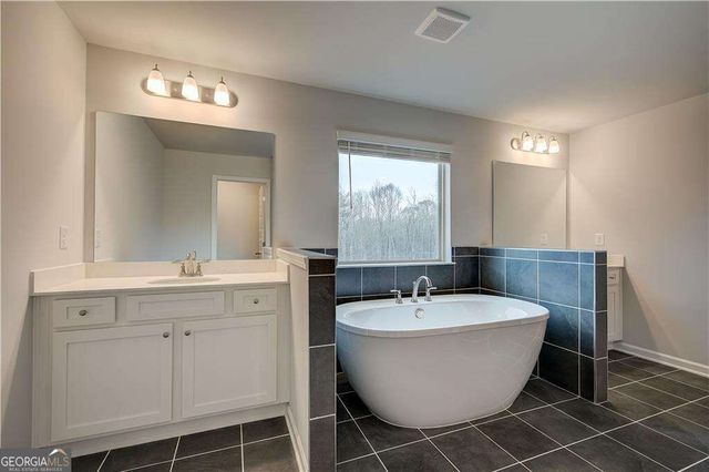 205 Delta Drive, Mcdonough, GA 30253