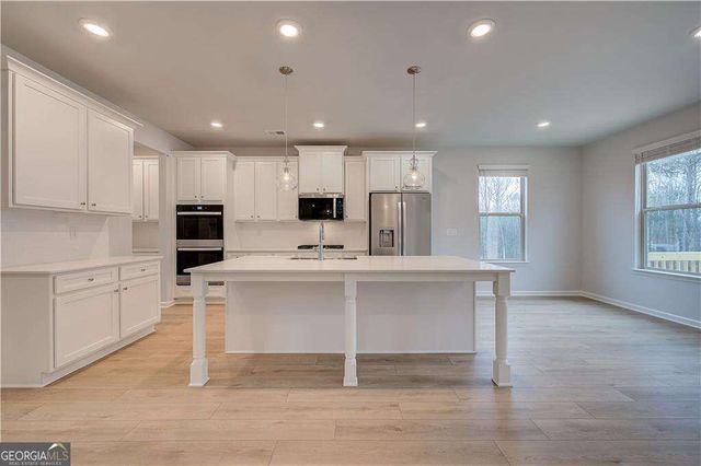 205 Delta Drive, Mcdonough, GA 30253
