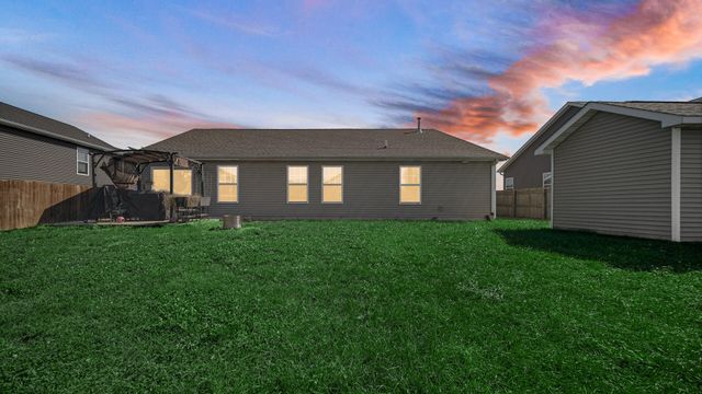 18476 Platinum Drive, Lowell, IN 46356