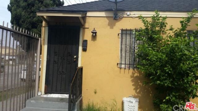 8504 S San Pedro Street, Los Angeles, CA 90003