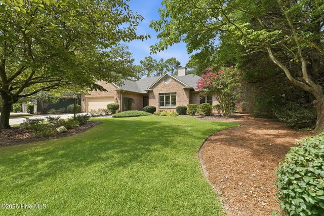 10 Eldorado Lane, Pinehurst, NC 28374