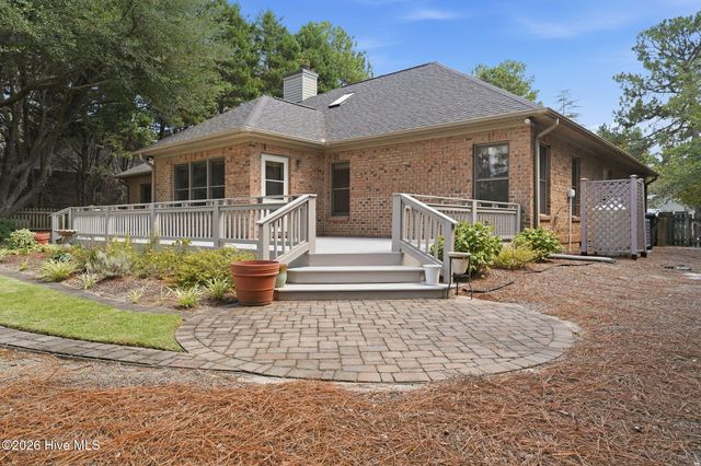 10 Eldorado Lane, Pinehurst, NC 28374