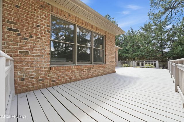 10 Eldorado Lane, Pinehurst, NC 28374