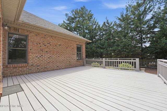 10 Eldorado Lane, Pinehurst, NC 28374