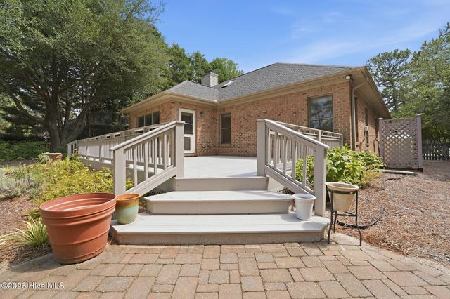 10 Eldorado Lane, Pinehurst, NC 28374