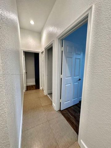 1761 ASPEN LN, Weston, FL 33327