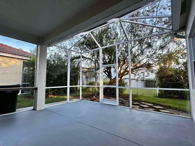 1761 ASPEN LN, Weston, FL 33327