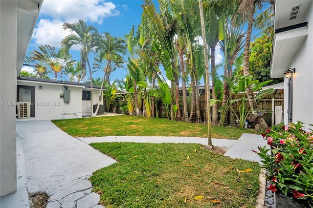 6566 SW 35th St, Miami, FL 33155