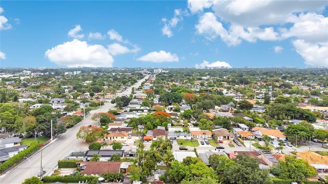 6566 SW 35th St, Miami, FL 33155