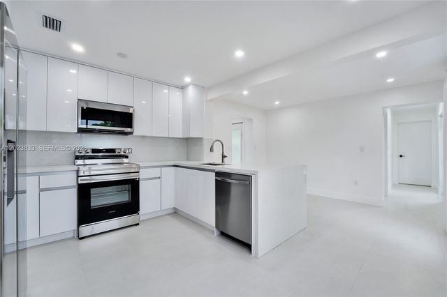 6566 SW 35th St, Miami, FL 33155