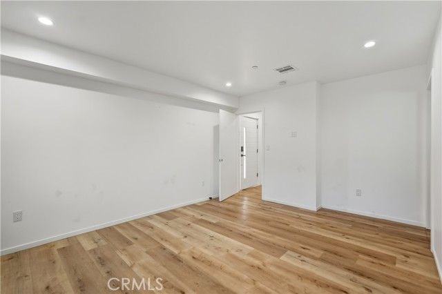 121 S Coronado Street, Los Angeles, CA 90057