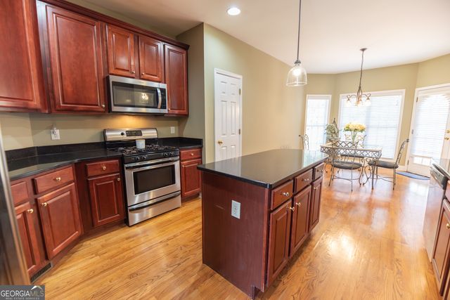 155 Millstone Drive, Fayetteville, GA 30215