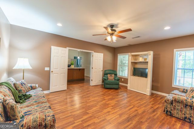 155 Millstone Drive, Fayetteville, GA 30215