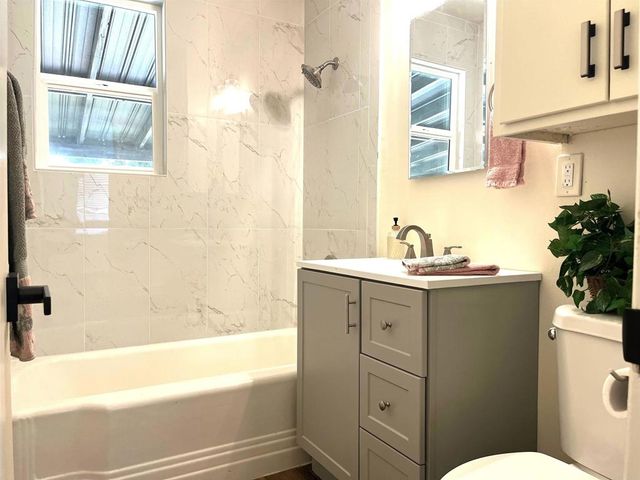 424 N Lazard Street, San Fernando, CA 91340