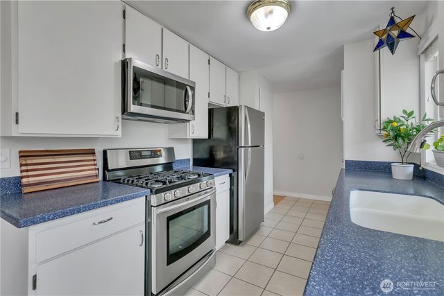 131 S 324th Place, Federal Way, WA 98003
