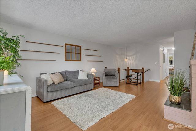 131 S 324th Place, Federal Way, WA 98003