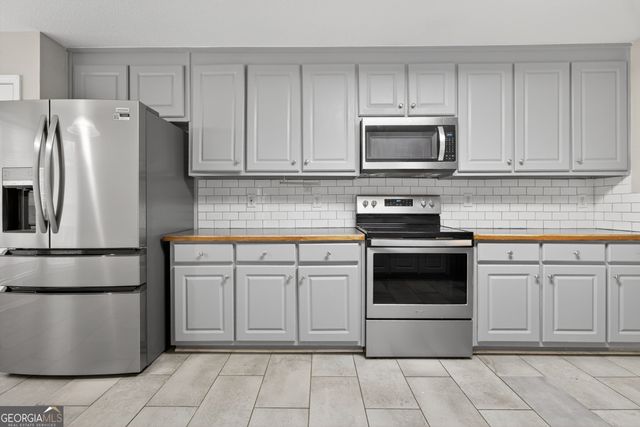 197 Ridgeland Drive, Maysville, GA 30558